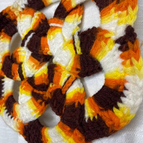 Vintage Retro MCM Croched Trivets (2pc) - Picture 2 of 3